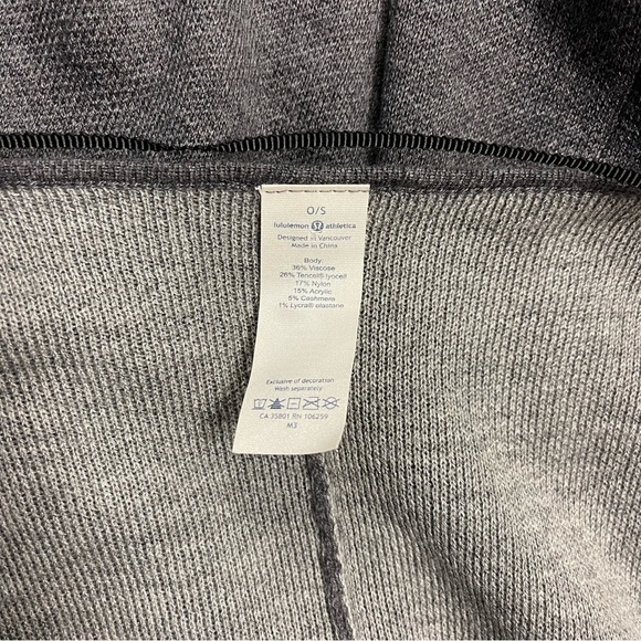 Lululemon After Asana Wrap One Size Fits Most Medium Dark Grey  Cashmere Blend - Picture 14 of 14